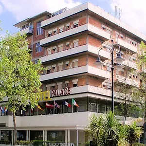 Palace Hotel