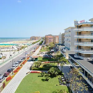 Hotel Caesar, Cesenatico