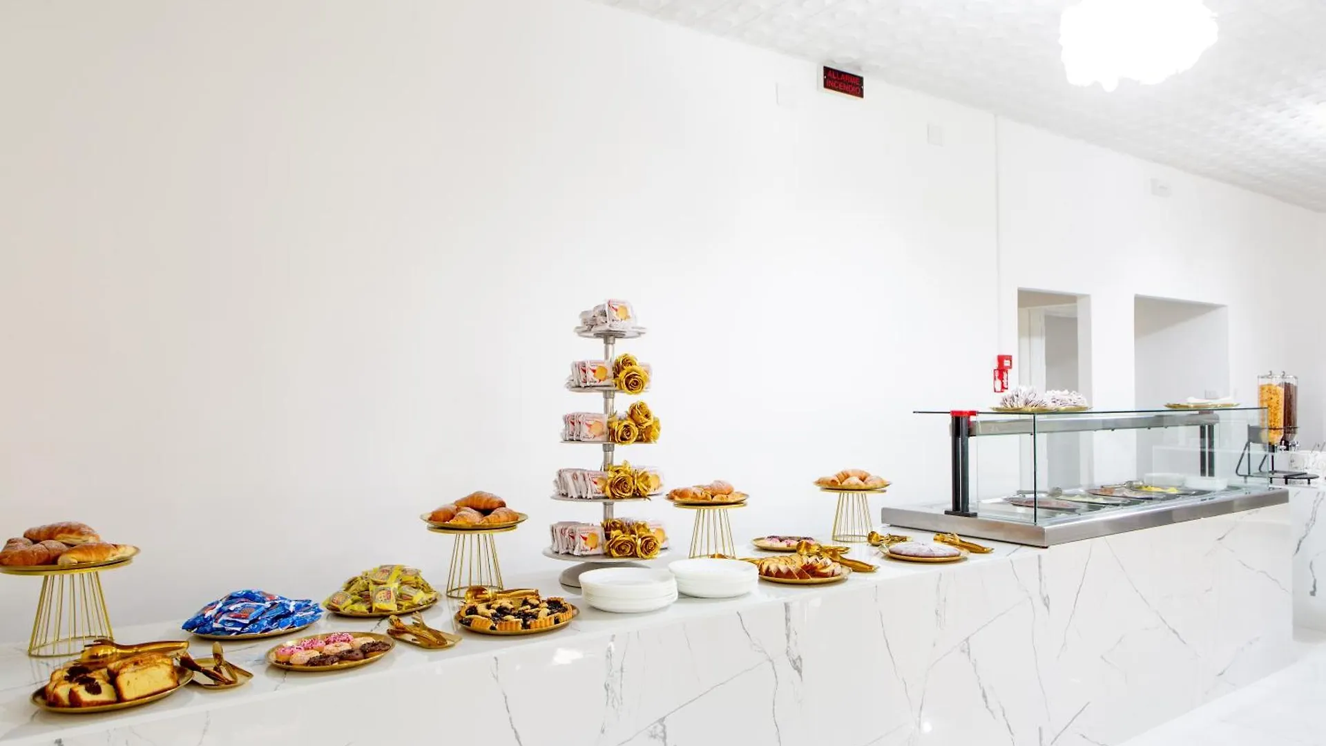 Clubhotel Cesenatico 3*,  Italy